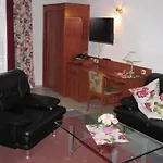 Urlaubspension 'hohes Rott' Und Apartmenthaus