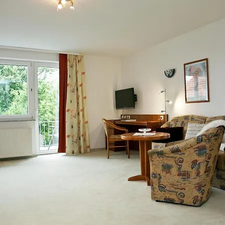 Urlaubspension 'hohes Rott' Und Apartmenthaus 招待所 4*