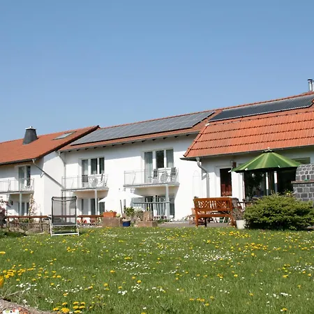 Urlaubspension 'hohes Rott' Und Apartmenthaus Casa de hóspedes 4*