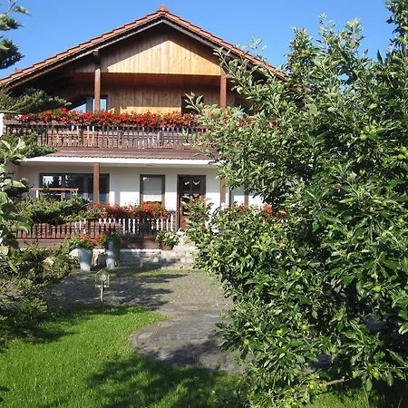 Urlaubspension 'hohes Rott' Und Apartmenthaus Heiligenstadt