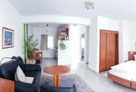 Urlaubspension 'hohes Rott' Und Apartmenthaus Pensionat Heiligenstadt