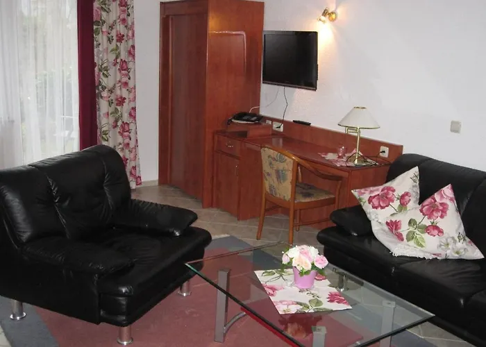 Urlaubspension 'hohes Rott' Und Apartmenthaus