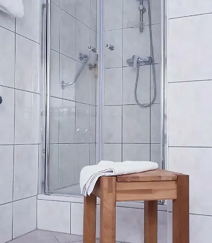 Urlaubspension 'hohes Rott' Und Apartmenthaus Konukevi 4*